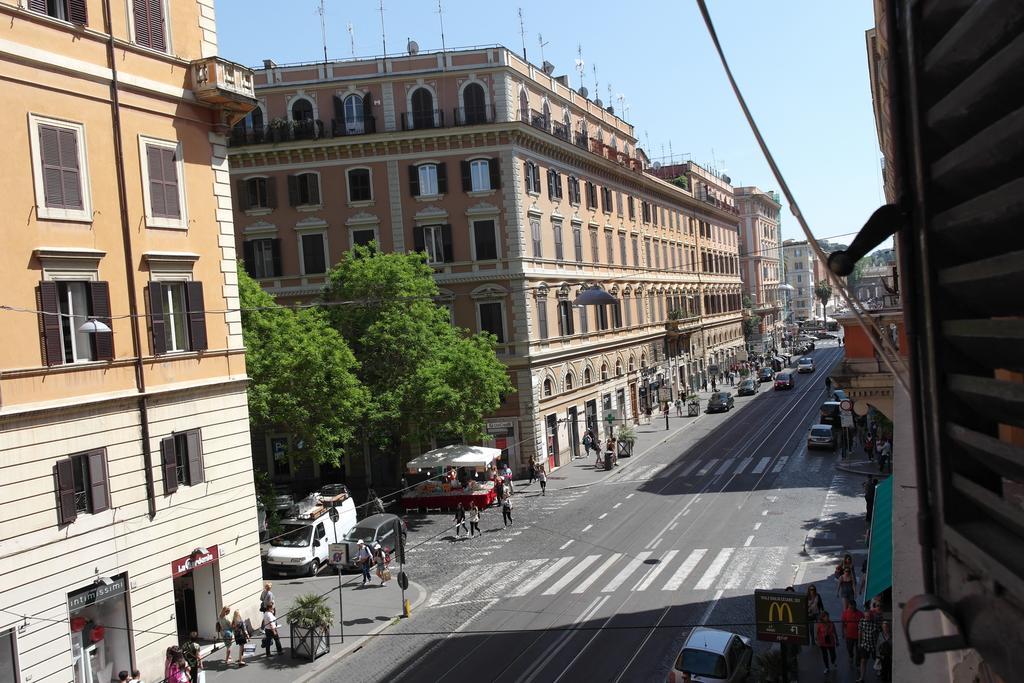 Ferienwohnung La Casa Di Piero In Via Ottaviano Rom Zimmer foto